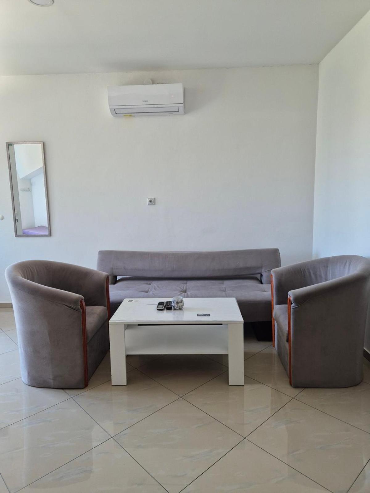 Apartmani "Roshu" Soko Banja Exterior photo