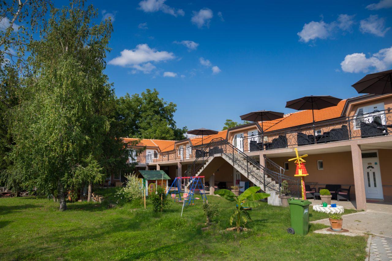Apartmani "Roshu" Soko Banja Exterior photo