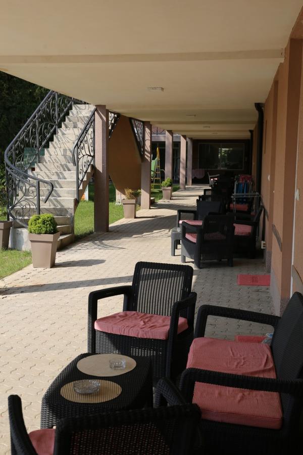 Apartmani "Roshu" Soko Banja Exterior photo